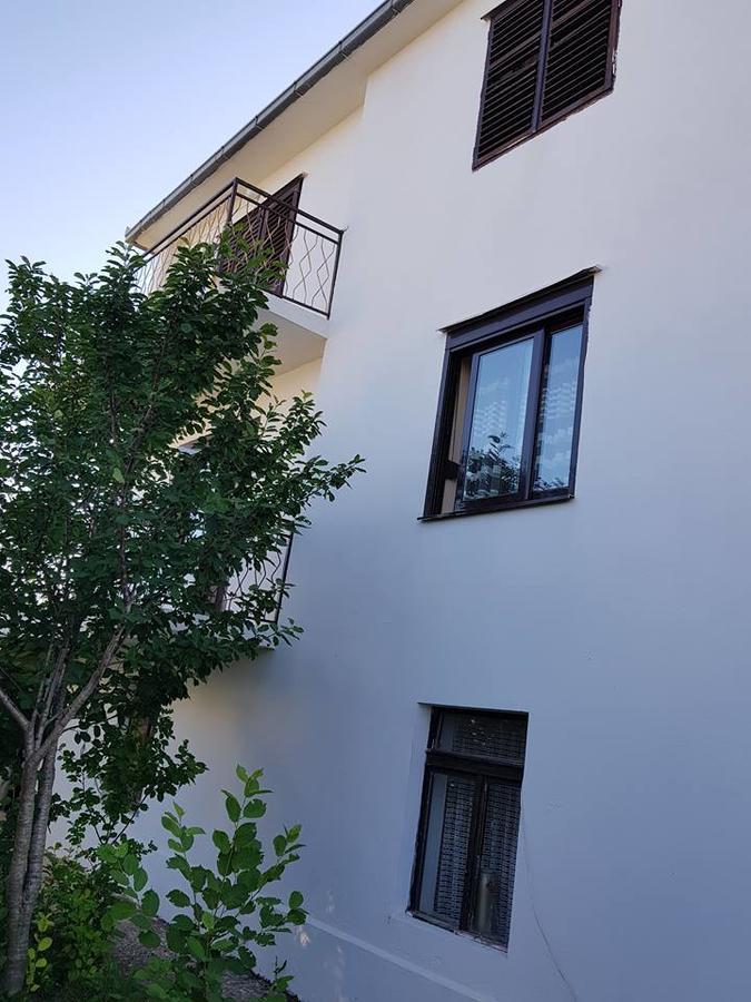 Apartments Radulovic Улцинь Екстер'єр фото